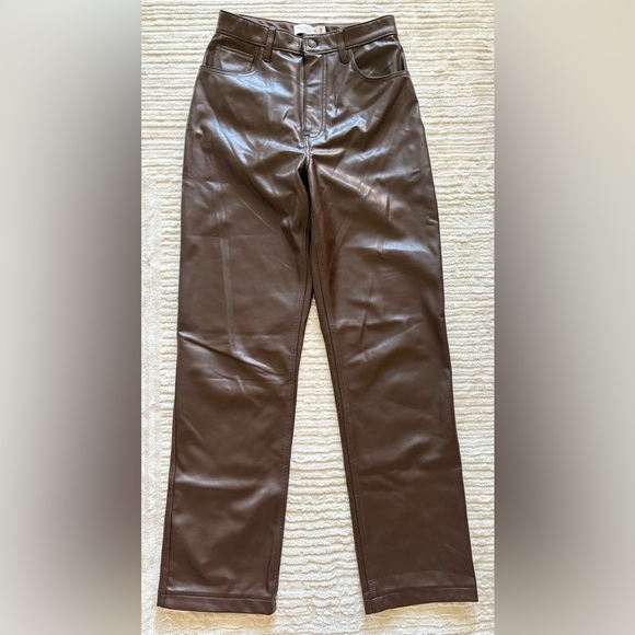 Abercrombie and Fitch Vegan Leather 90s Straight Ultra High Rise Pant - Size 6 - Picture 9 of 11